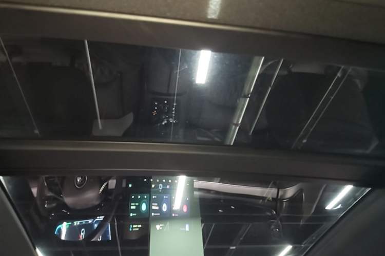 Used BYD Han 2022 EV Genesis Edition 715KM Front-Wheel-Drive Prestige Model Headliner