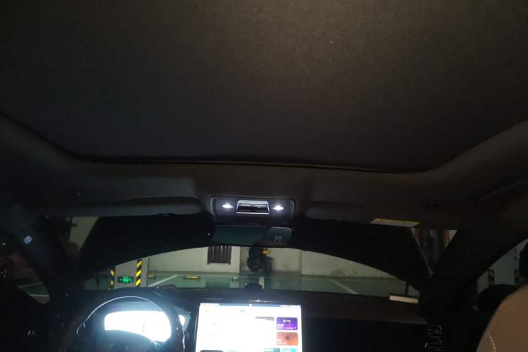 Used BYD Han 2022 EV Genesis Edition 610KM All-Wheel Drive Premium Model Headliner