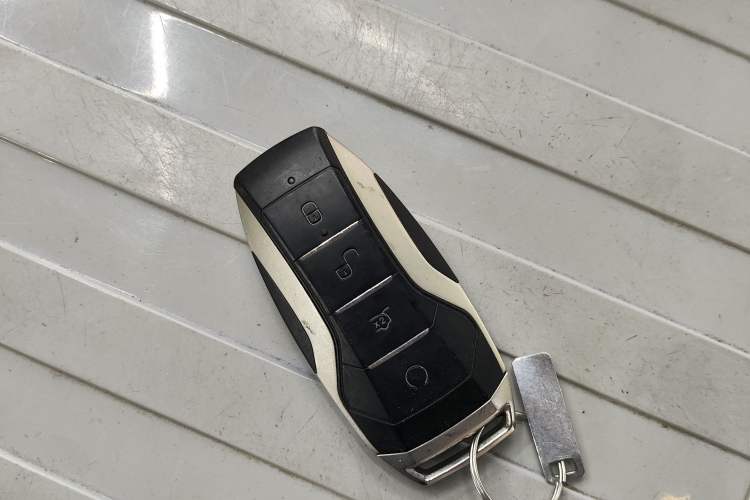 Used BYD Han 2022 EV Genesis Edition 610KM All-Wheel Drive Premium Model Interior 1