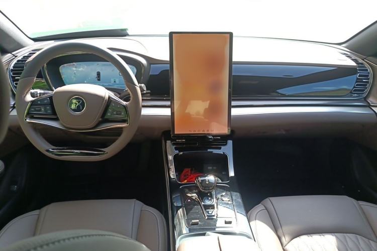 Used BYD Han 2022 DM-i 121KM Prestige Model Interior 2