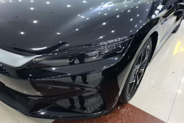 Used BYD Han 2022 EV Genesis Edition 715 km Front-Wheel-Drive Flagship Model Left Front Headlight