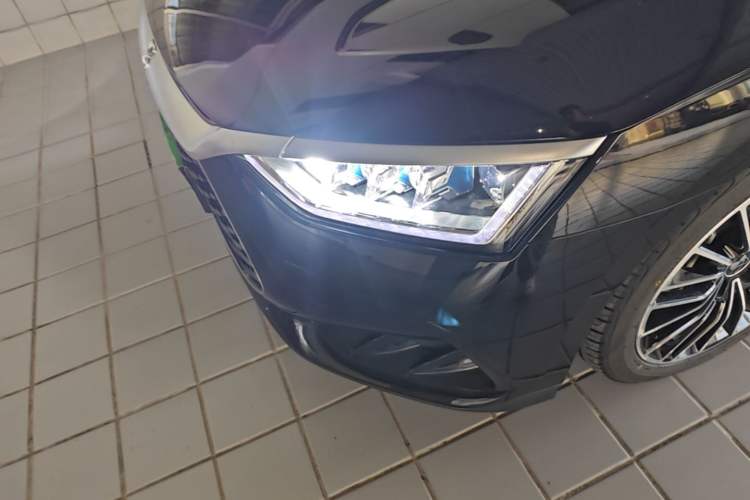 Used BYD Han 2022 DM-i 121KM Prestige Model Left Front Headlight