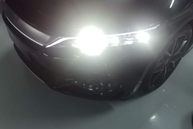 Used BYD Han 2022 EV Genesis Edition 610KM All-Wheel Drive Premium Model Left Front Headlight