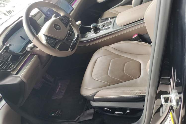 Used BYD Han 2022 DM-i 121KM Prestige Model Left Front Seat