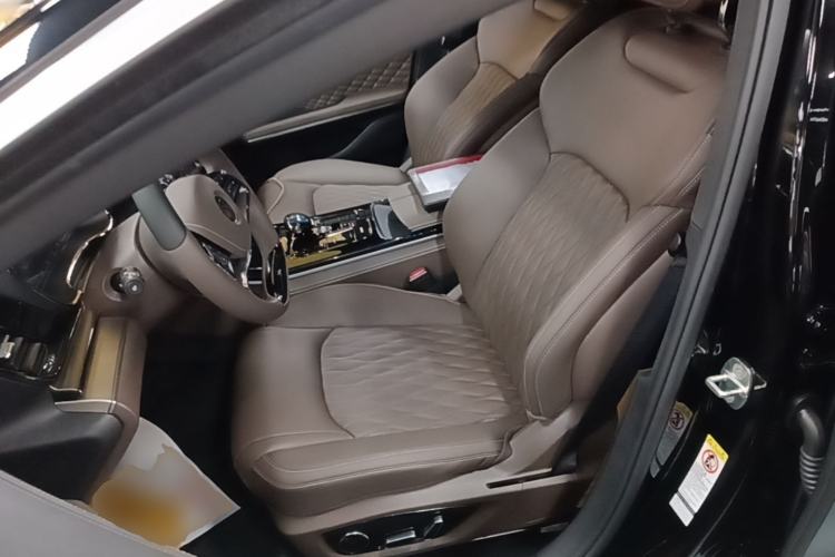 Used BYD Han 2022 DM-i 121KM Prestige Model Left Front Seat
