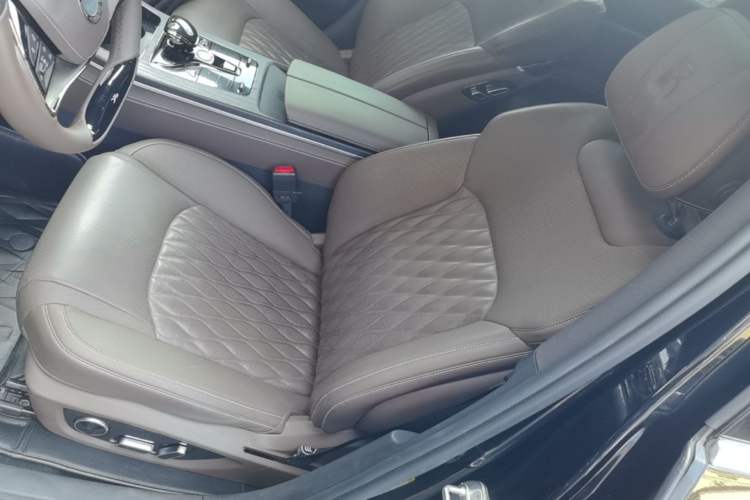 Used BYD Han 2022 EV Genesis Edition 610KM All-Wheel Drive Premium Model Left Front Seat