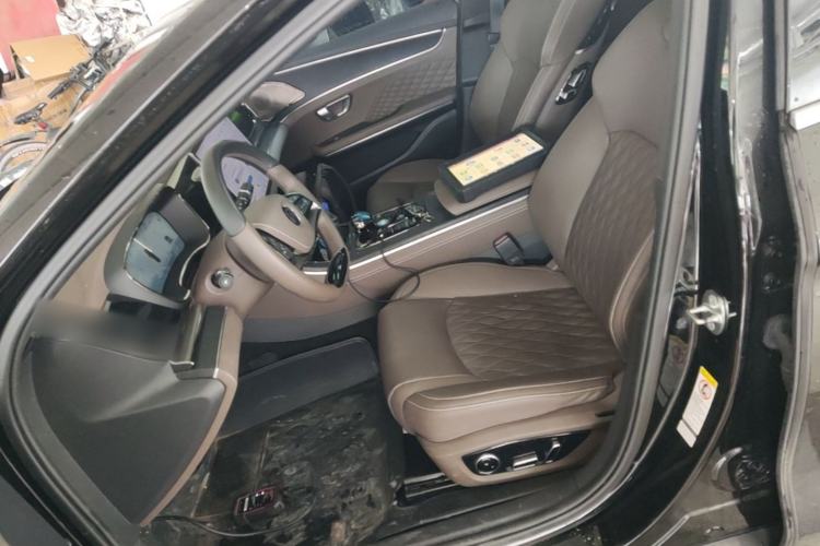 Used BYD Han 2022 DM-i 121KM Luxury Model Left Front Seat