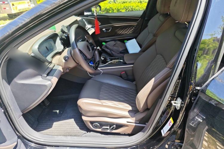 Used BYD Han 2022 EV Genesis Edition 610KM All-Wheel Drive Premium Model Left Front Seat