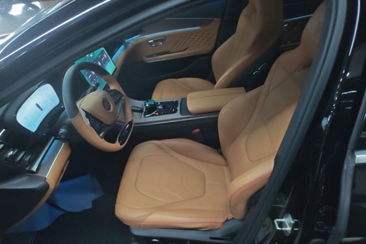 Used BYD Han 2022 EV Genesis Edition 610KM All-Wheel Drive Premium Model Left Front Seat