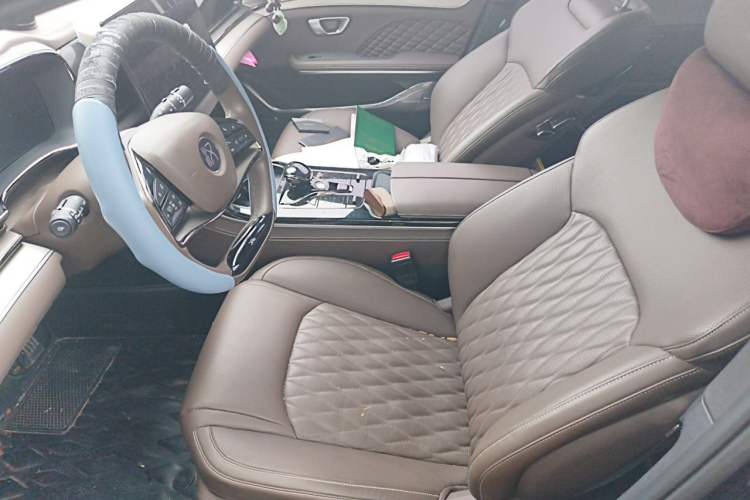 Used BYD Han 2022 DM-i 121KM Prestige Model Left Front Seat