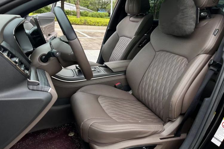 Used BYD Han 2022 DM-i 121KM Prestige Model Left Front Seat