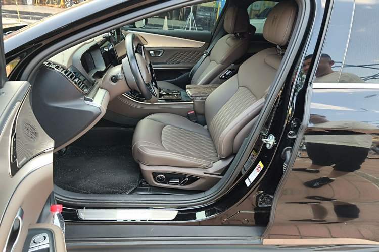 Used BYD Han 2022 DM-i 121KM Prestige Model Left Front Seat