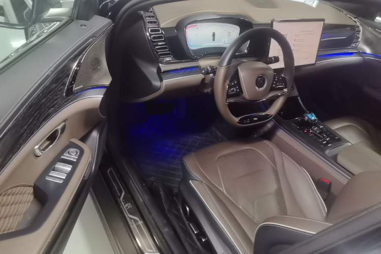 Used BYD Han 2022 EV Genesis Edition 610KM All-Wheel Drive Premium Model Left Front Seat