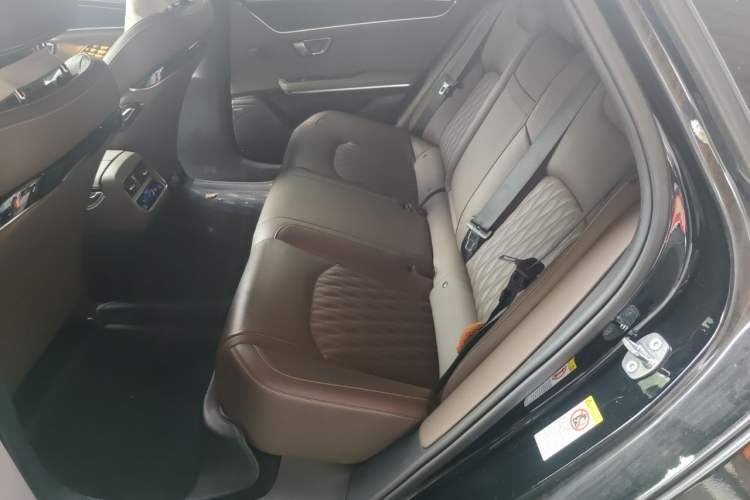 Used BYD Han 2022 DM-i 121KM Luxury Model Left Rear Seat