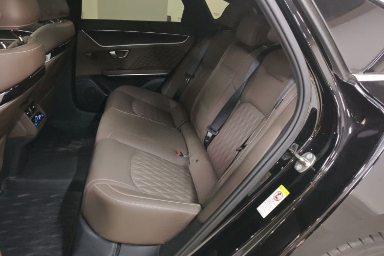 Used BYD Han 2022 DM-i 121KM Luxury Model Left Rear Seat