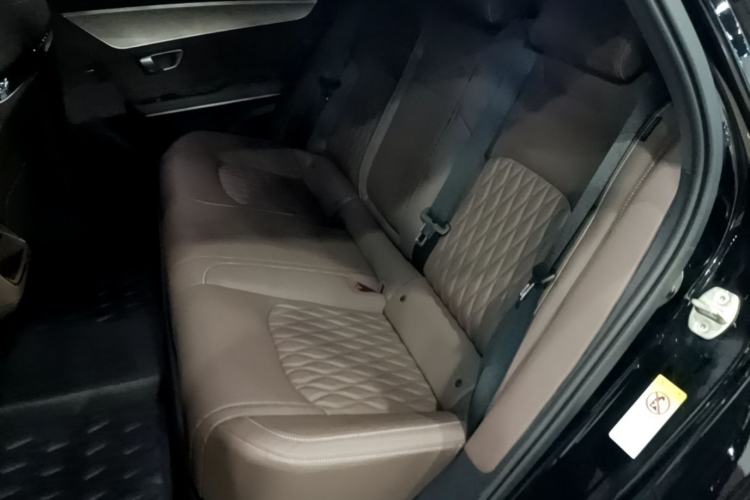 Used BYD Han 2022 DM-i 121KM Prestige Model Left Rear Seat