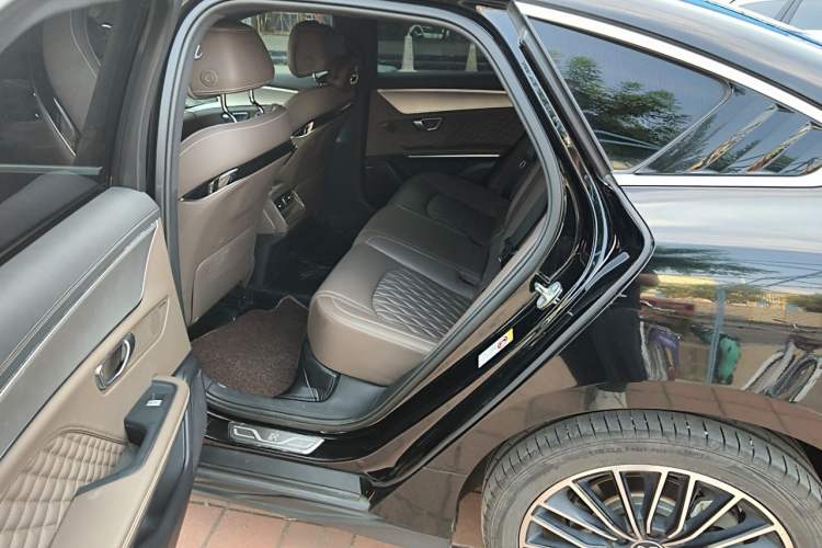Used BYD Han 2022 DM-i 121KM Prestige Model Left Rear Seat