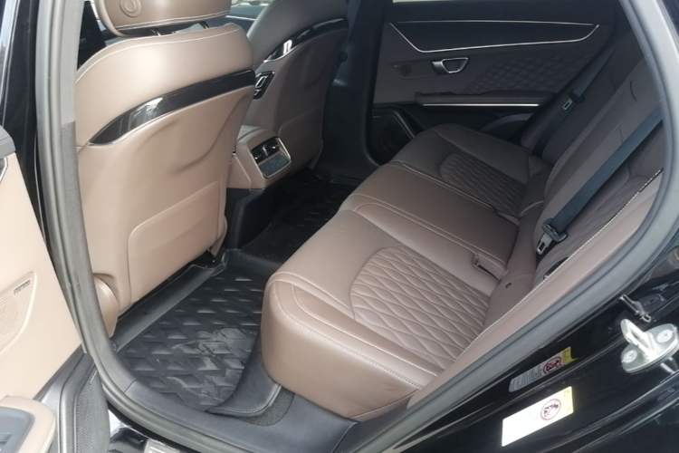 Used BYD Han 2022 DM-i 121KM Luxury Model Left Rear Seat