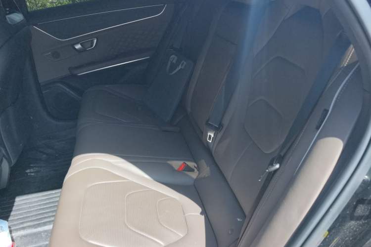 Used BYD Han 2022 DM-i 121KM Luxury Model Left Rear Seat