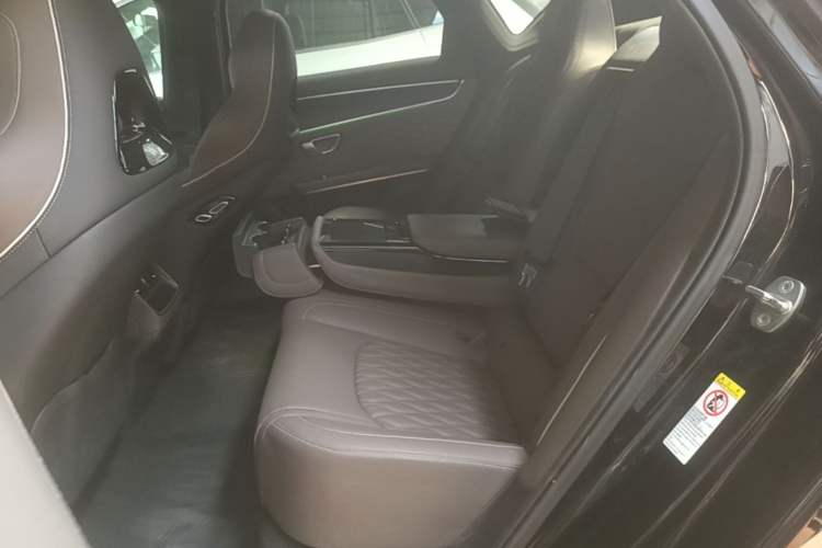 Used BYD Han 2022 EV Genesis Edition 610KM All-Wheel Drive Premium Model Left Rear Seat