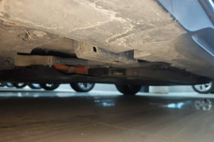 Used BYD Han 2022 DM-i 121KM Prestige Model Left Side Sill