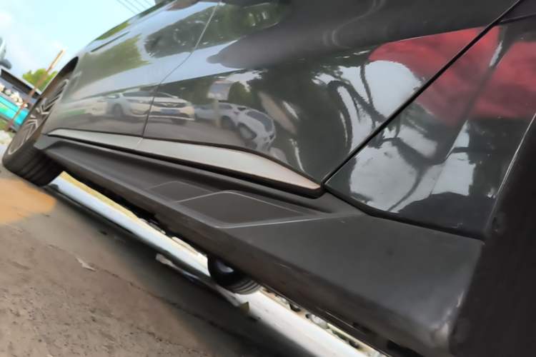 Used BYD Han 2022 DM-i 121KM Prestige Model Left Side Sill
