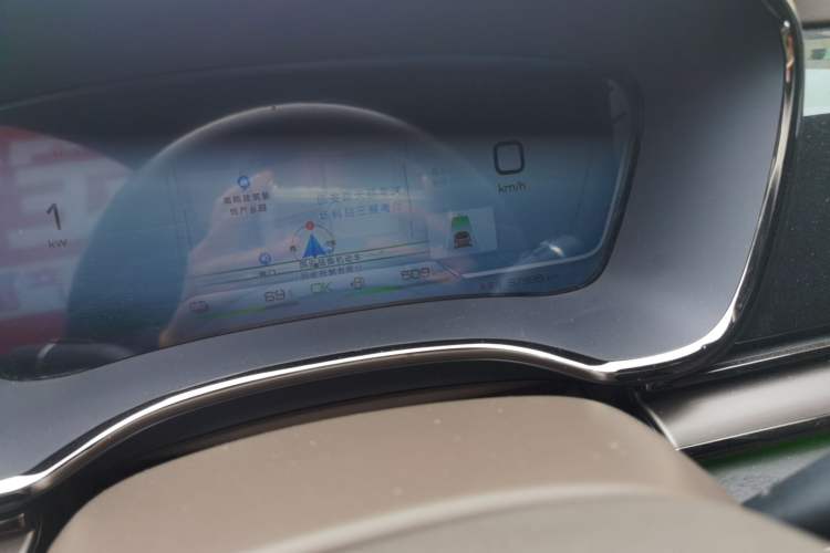 Used BYD Han 2022 DM-i 121KM Luxury Model Odometer Close Up