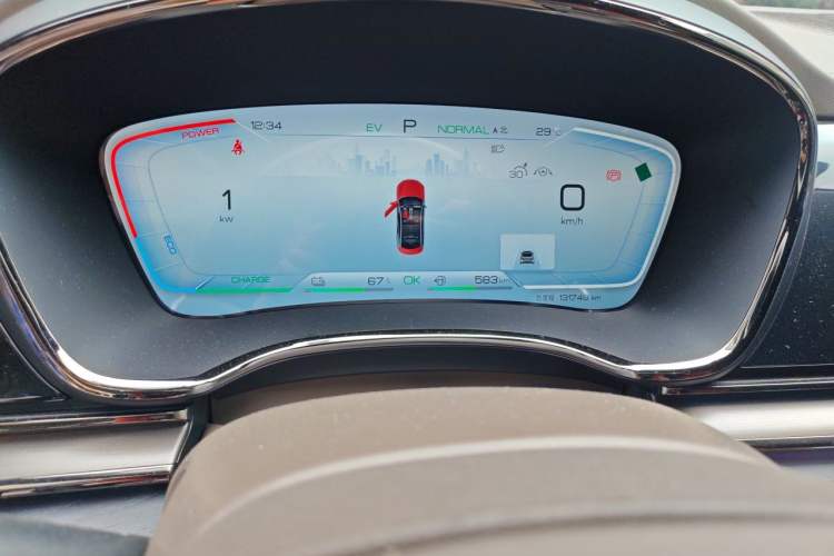 Used BYD Han 2022 DM-i 121KM Luxury Model Odometer Close Up