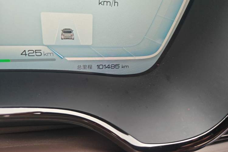 Used BYD Han 2022 DM-i 121KM Prestige Model Odometer Close Up