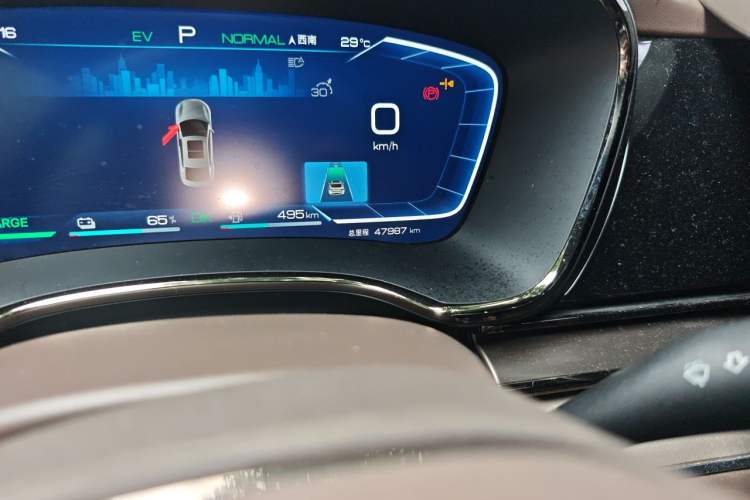 Used BYD Han 2022 DM-i 121KM Prestige Model Odometer Close Up