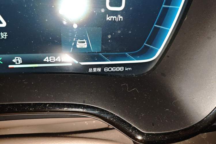 Used BYD Han 2022 DM-i 121KM Prestige Model Odometer Close Up