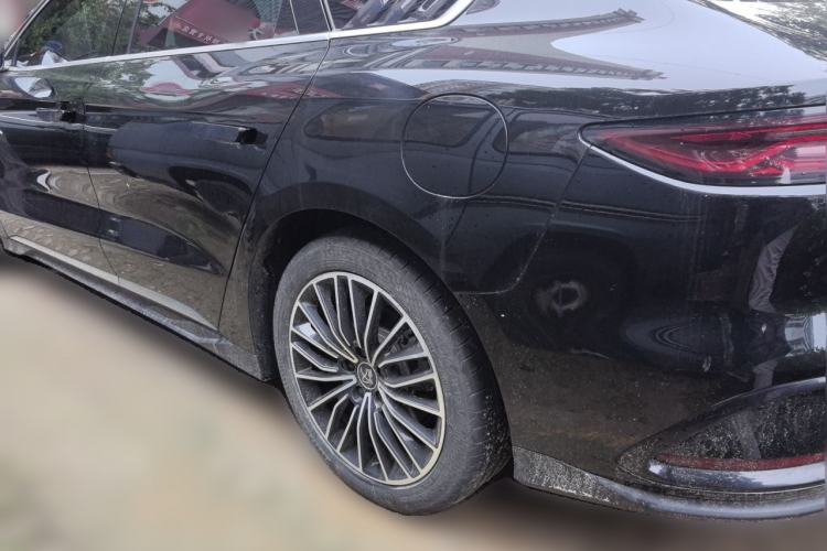 Used BYD Han 2022 DM-i 121KM Prestige Model Rear Left 45 Deg