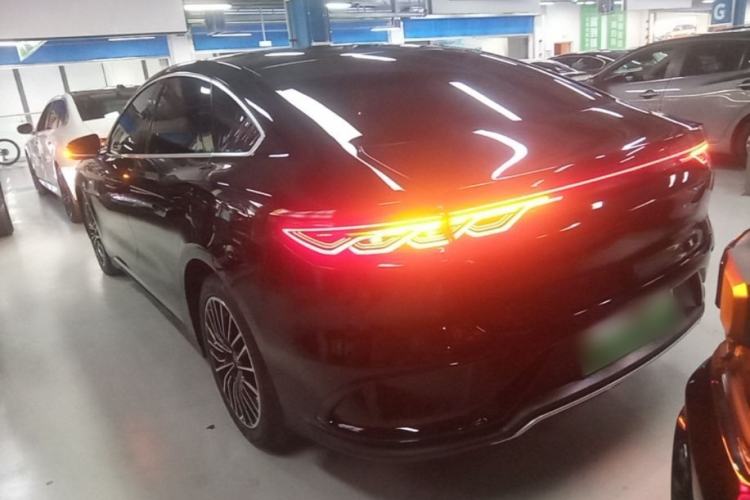 Used BYD Han 2022 DM-i 121KM Prestige Model Rear Left 45 Deg