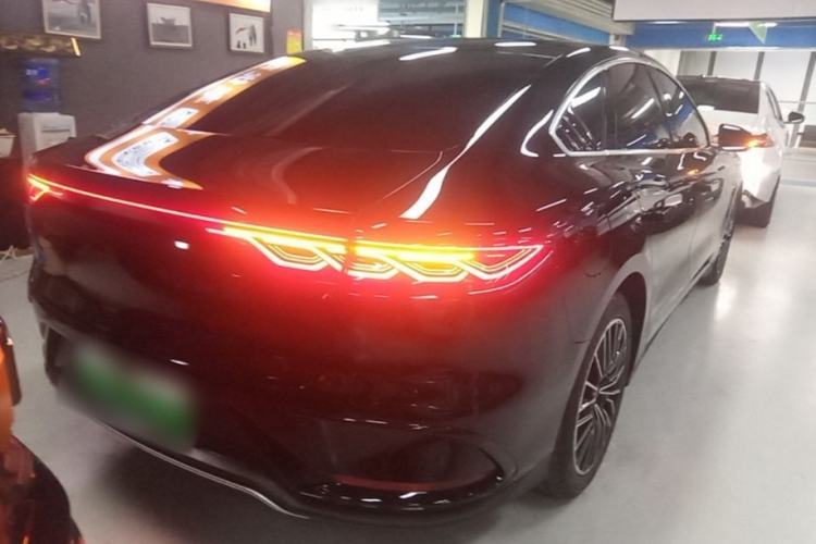 Used BYD Han 2022 DM-i 121KM Prestige Model Rear Right 45 Deg