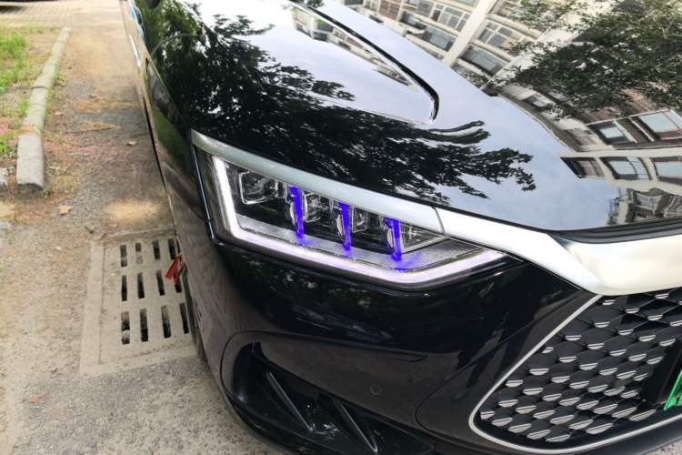 Used BYD Han 2022 DM-i 121KM Luxury Model Right Front Headlight
