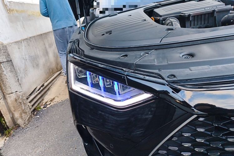 Used BYD Han 2022 DM-i 121KM Luxury Model Right Front Headlight