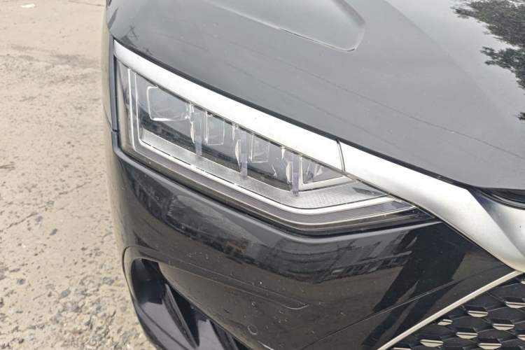 Used BYD Han 2022 DM-i 121KM Prestige Model Right Front Headlight