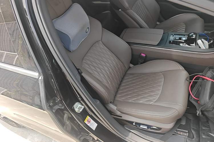 Used BYD Han 2022 EV Genesis Edition 715 km Front-Wheel-Drive Flagship Model Right Front Seat
