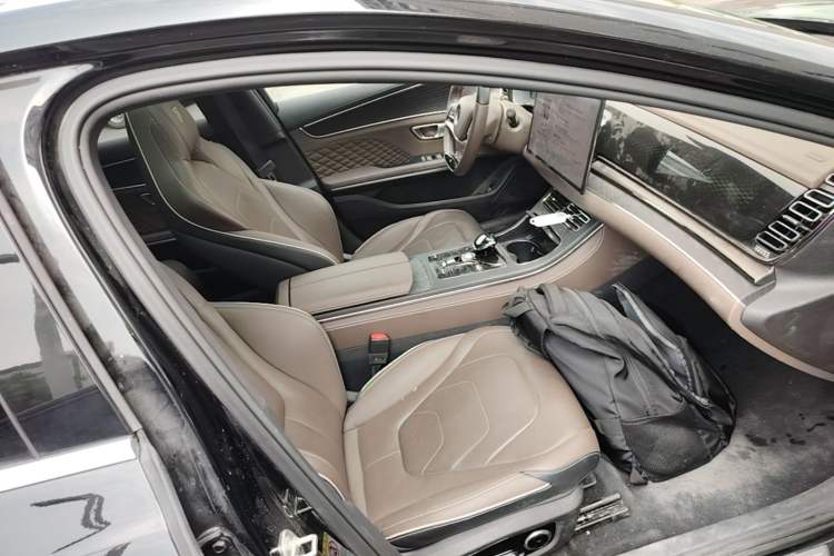 Used BYD Han 2022 EV Genesis Edition 610KM All-Wheel Drive Premium Model Right Front Seat