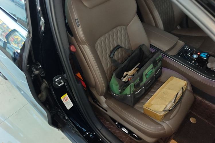 Used BYD Han 2022 DM-i 121KM Prestige Model Right Front Seat