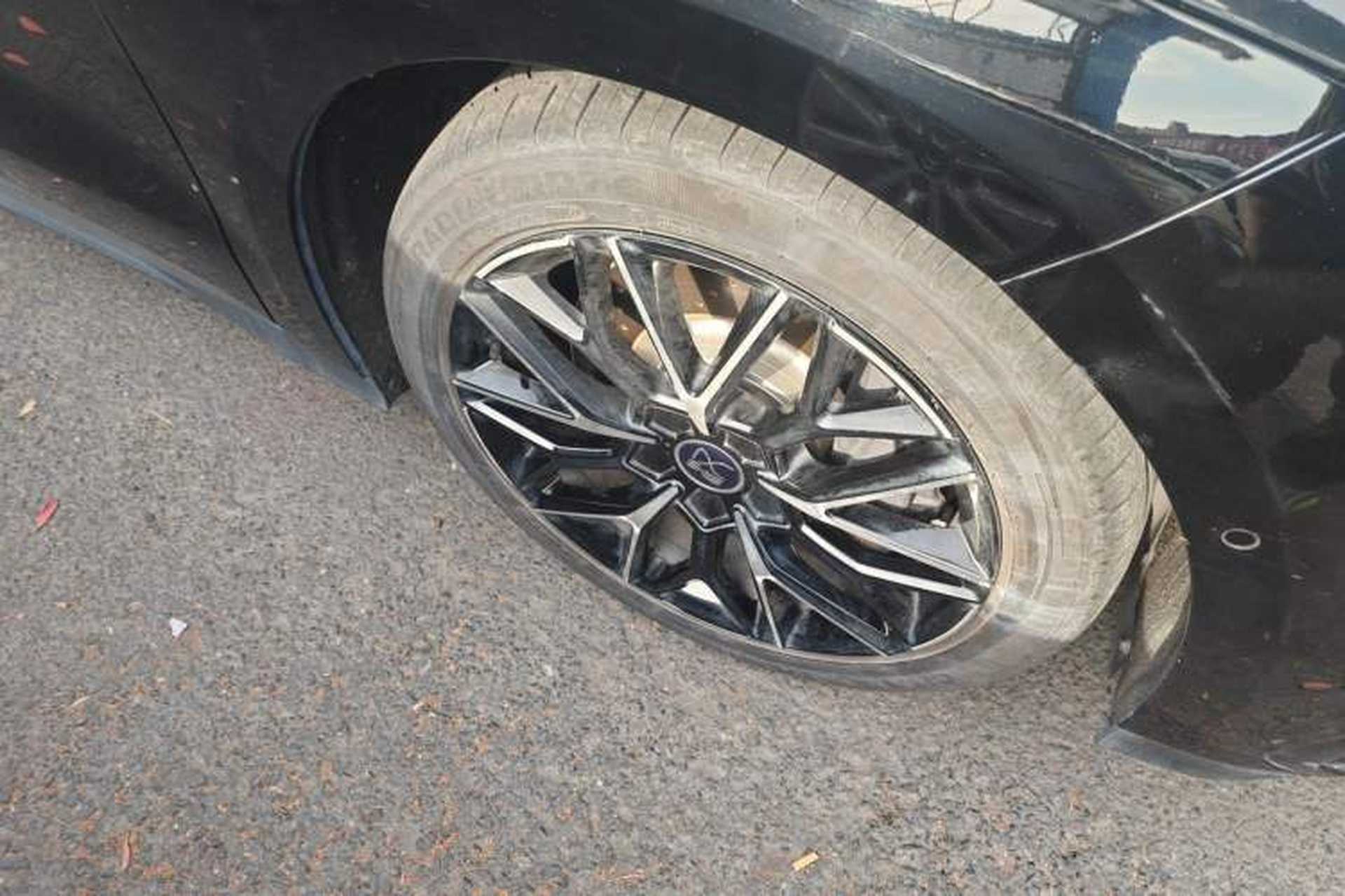 Used BYD Han 2022 EV Genesis Edition 610KM All-Wheel Drive Premium Model Right Front Wheel Hub