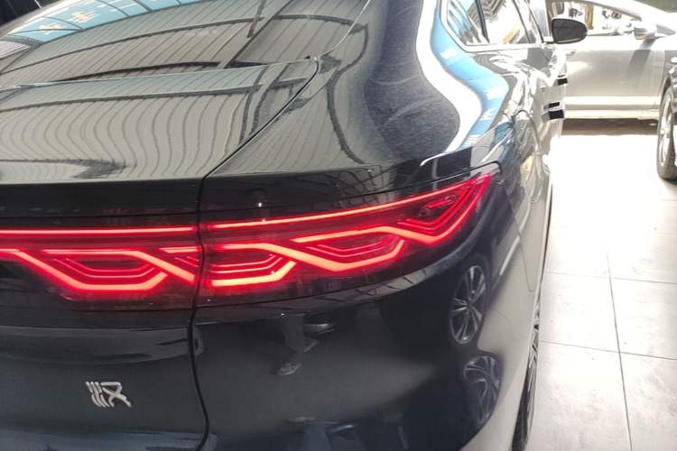 Used BYD Han 2022 DM-i 121KM Prestige Model Right Rear Taillight