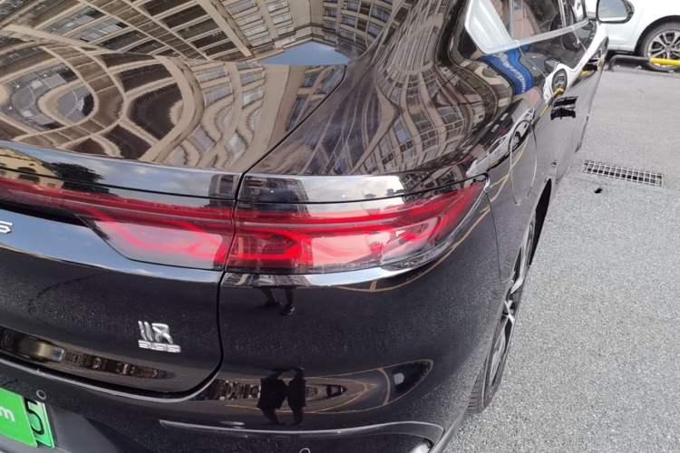 Used BYD Han 2022 EV Genesis Edition 610KM All-Wheel Drive Premium Model Right Rear Taillight