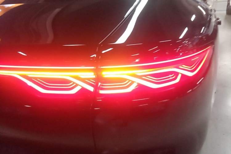 Used BYD Han 2022 DM-i 121KM Prestige Model Right Rear Taillight