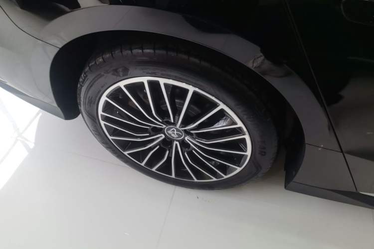 Used BYD Han 2022 DM-i 121KM Luxury Model Right Rear Wheel Hub