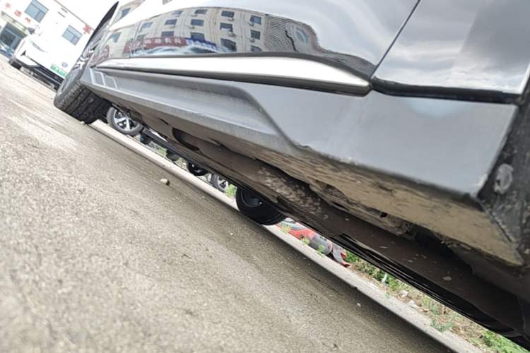 Used BYD Han 2022 DM-i 121KM Luxury Model Right Side Sill