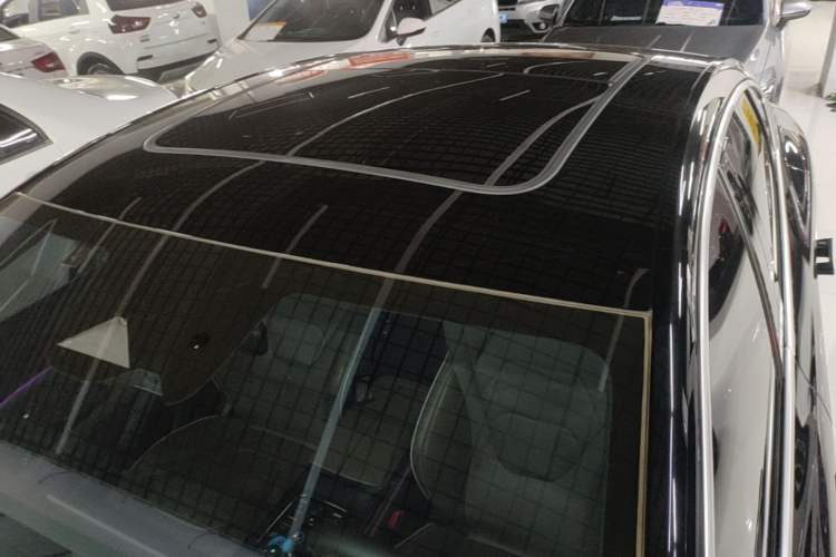 Used BYD Han 2022 EV Genesis Edition 610KM All-Wheel Drive Premium Model Roof