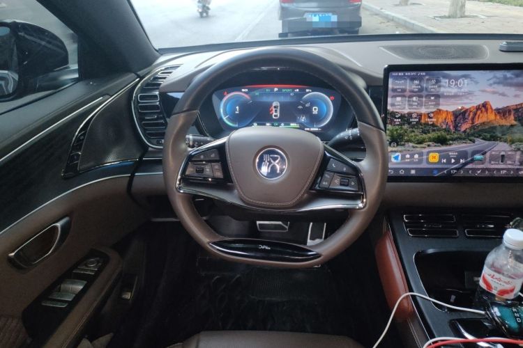 Used BYD Han 2022 DM-i 121KM Luxury Model Steering Wheel