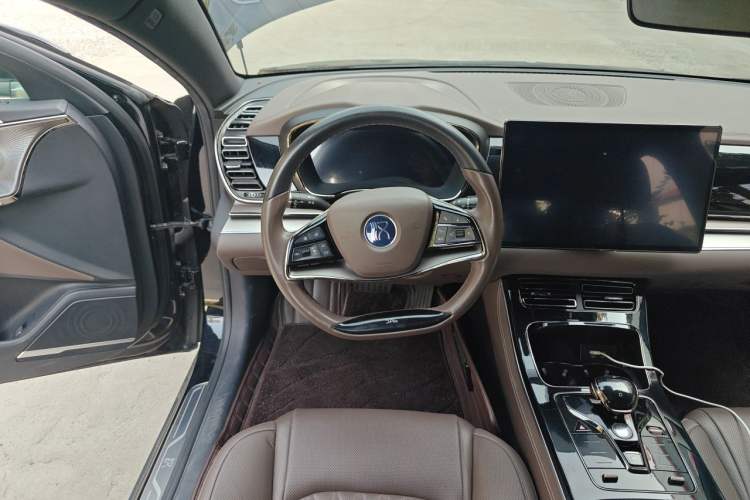 Used BYD Han 2022 DM-i 121KM Prestige Model Steering Wheel