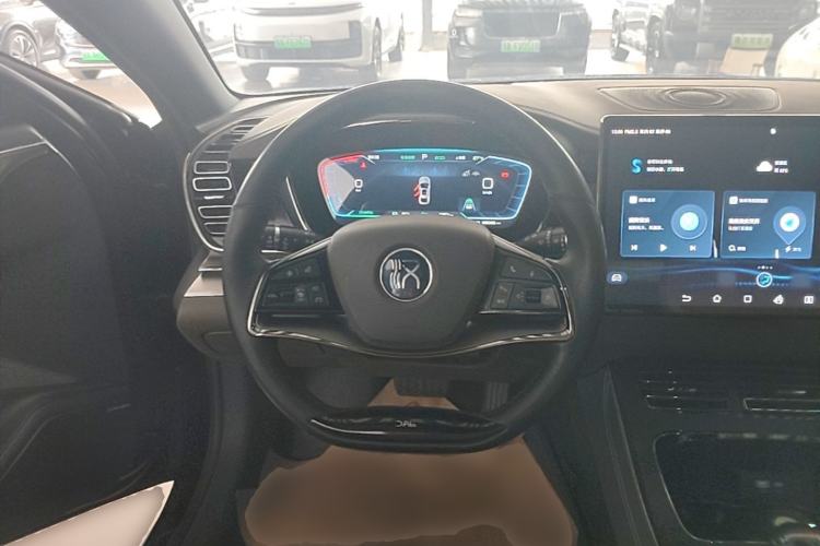 Used BYD Han 2022 EV Genesis Edition 715KM Front-Wheel-Drive Prestige Model Steering Wheel